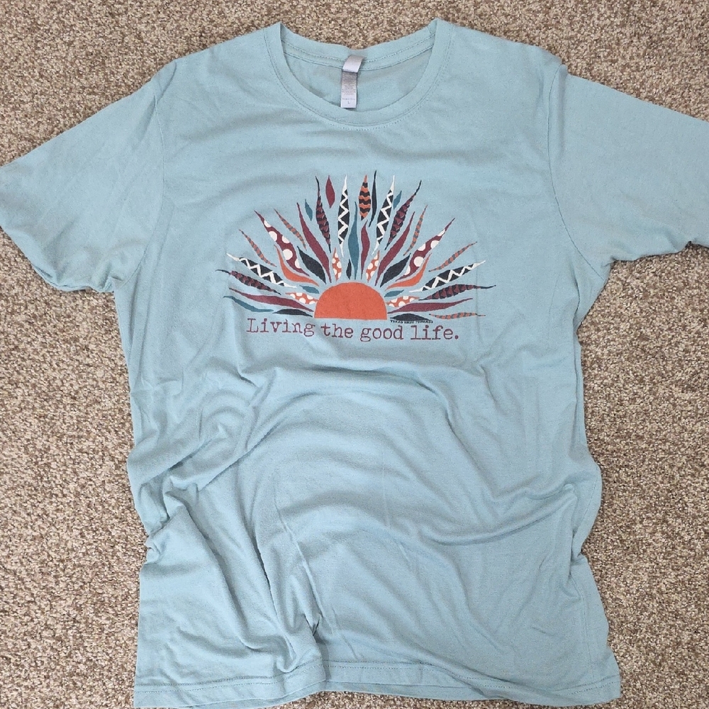 Graphic Tee with Sunburst Design